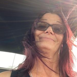 Meet your Posher, Vickie